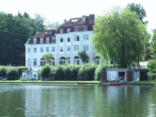 See Schlosshotel Am Kellersee Eutin Buitenkant foto