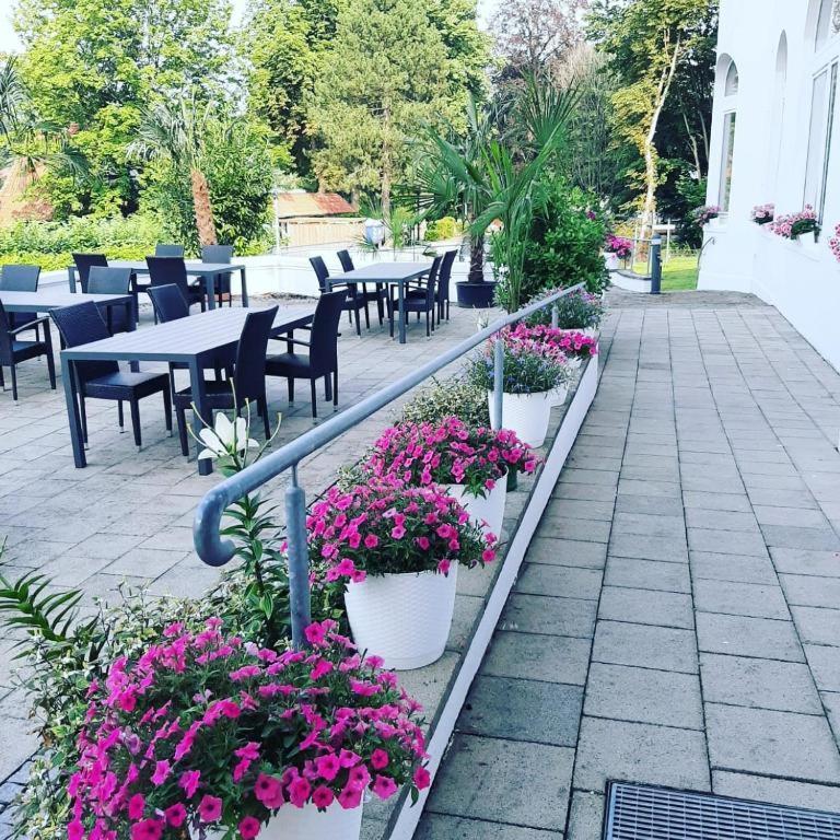 See Schlosshotel Am Kellersee Eutin Buitenkant foto